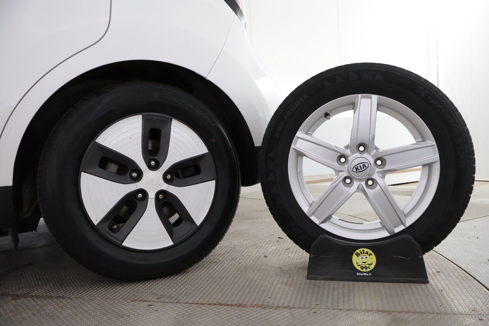 Kia Soul 2015 SOUL Viistoperä 30.5 kWh * MYYDÄÄN HUUTOKAUPAT.COM! * - * MYYDÄÄN HUUTOKAUPAT.COM! *