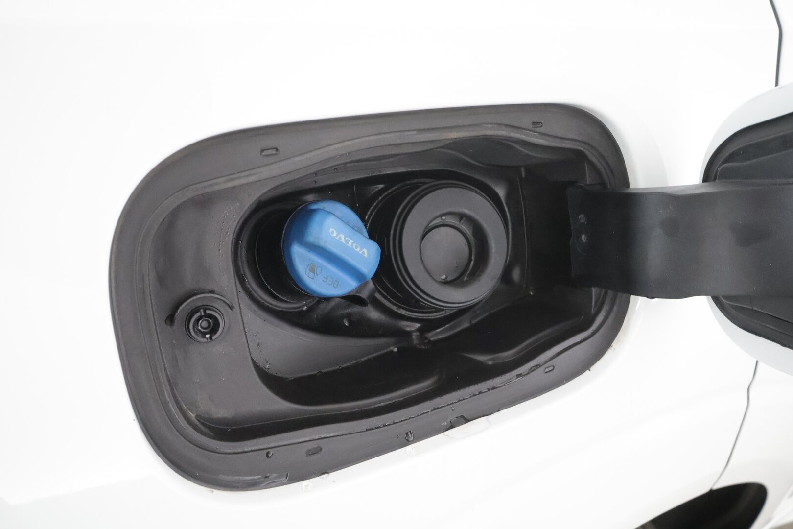 Volvo XC60 2022 B4 AWD D-MHEV Business Inscription * Webasto / ACC / Full-LED / P.Kamera / Ilmastoidut Sportnahat Muistilla / Navi * - KATSO HINTA! /  Merkkihuollot / Kahdet renkaat aluvanteilla / 1-om Suomi-auto - HULLUT AVAJAISHULINAT KORKOTARJOUS 3,29 %