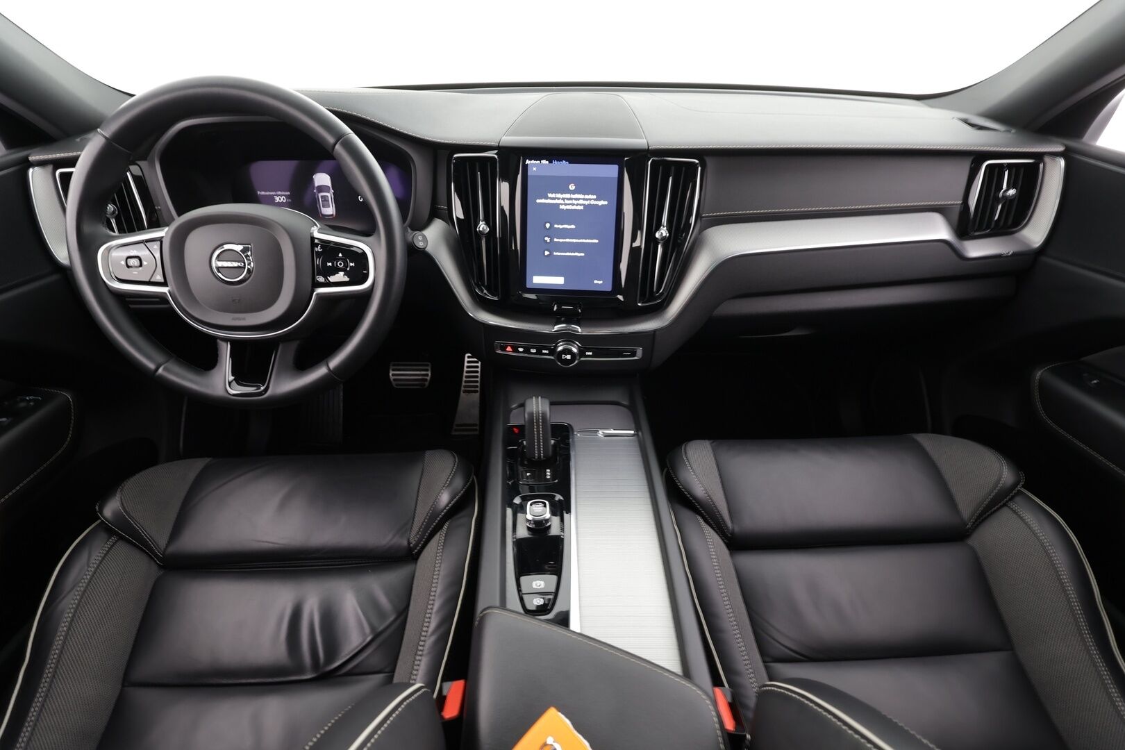 Volvo XC60 2022 T6 TwE AWD Business R-Design Edition aut * Webasto / ACC / Full-LED / P.Kamera / Sportpenkki Muistilla / Panorama * - 1-om Suomi-auto / 2x Latauskaapelit / Kahdet renkaat / Akku kuntotarkastettu - HULLU BLACKWEEK KORKOTARJOUS 2,49%