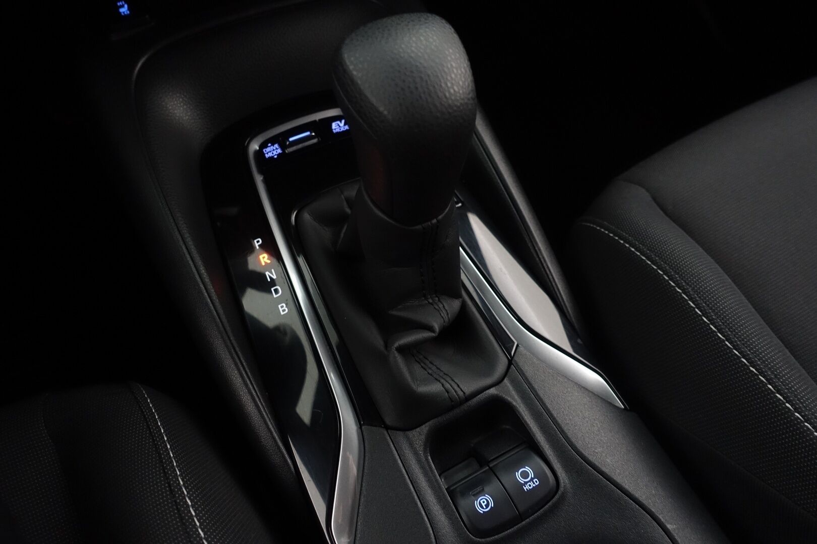 Toyota Corolla 2022 Touring Sports 1,8 Hybrid Life - HULLUT AVAJAISHULINAT KORKOTARJOUS 3,29 %