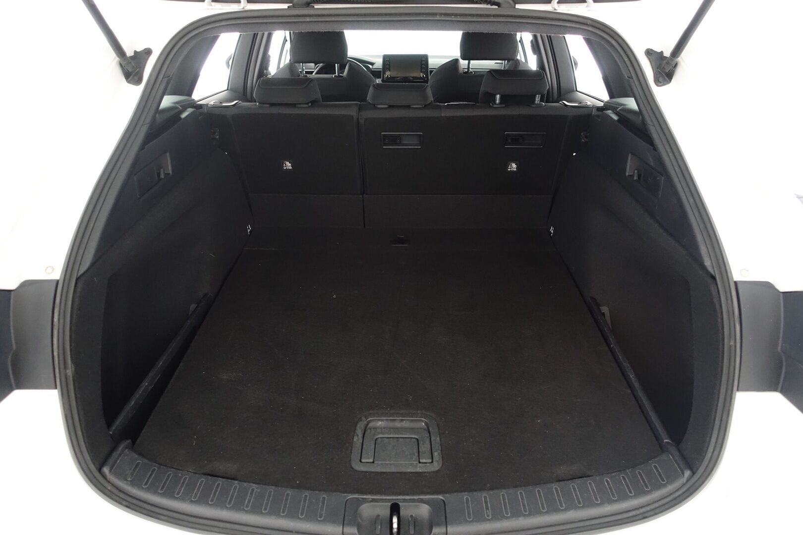 Toyota Corolla 2022 Touring Sports 1,8 Hybrid Life - HULLUT AVAJAISHULINAT KORKOTARJOUS 3,29 %