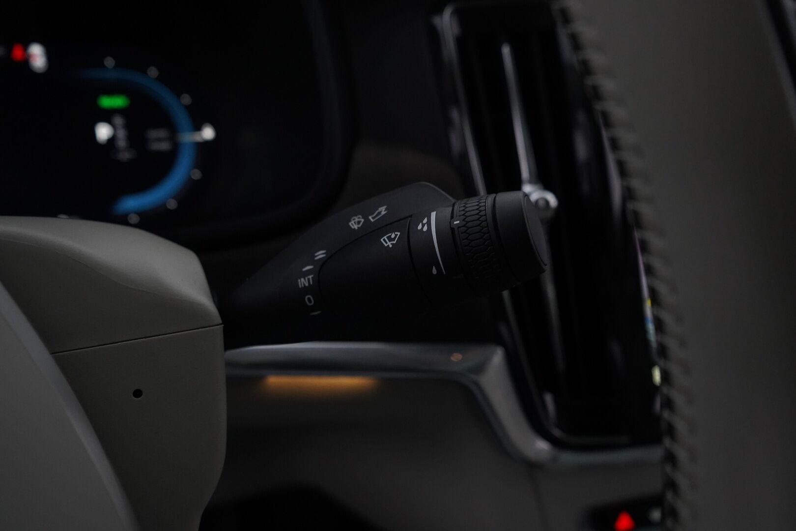 Volvo S90 2022 T8 AWD Long Range High Performance Inscription * ACC / B&W / Lasikattoluukku / Muistipenkit / Nahkasisusta / Blis * - Suomi-auto / Akku kuntotarkastettu SoH 95.9% 