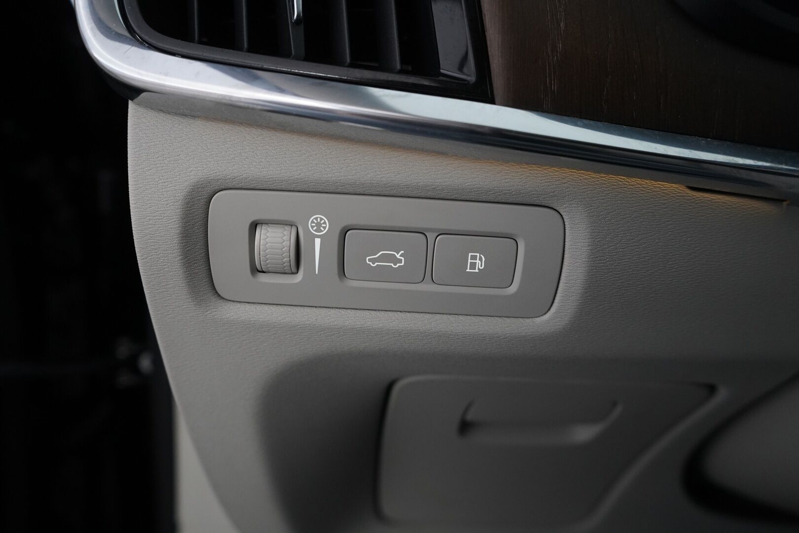 Volvo S90 2022 T8 AWD Long Range High Performance Inscription * ACC / B&W / Lasikattoluukku / Muistipenkit / Nahkasisusta / Blis * - Suomi-auto / Akku kuntotarkastettu SoH 95.9% 