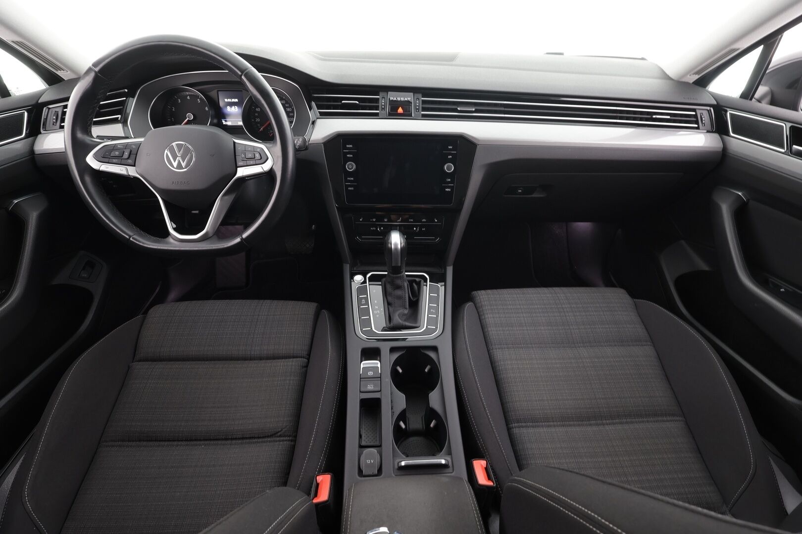 Volkswagen Passat 2022 Variant Style Business 1,5 TSI EVO 110 kW DSG * ACC / Webasto / Koukku / LED / P.kamera / Ergo comfort istuin / Keyless* - 1.Om suomi-auto / Kahdet Renkaat / Merkkihuollettu - HULLUT AVAJAISHULINAT KORKOTARJOUS 3,29 %