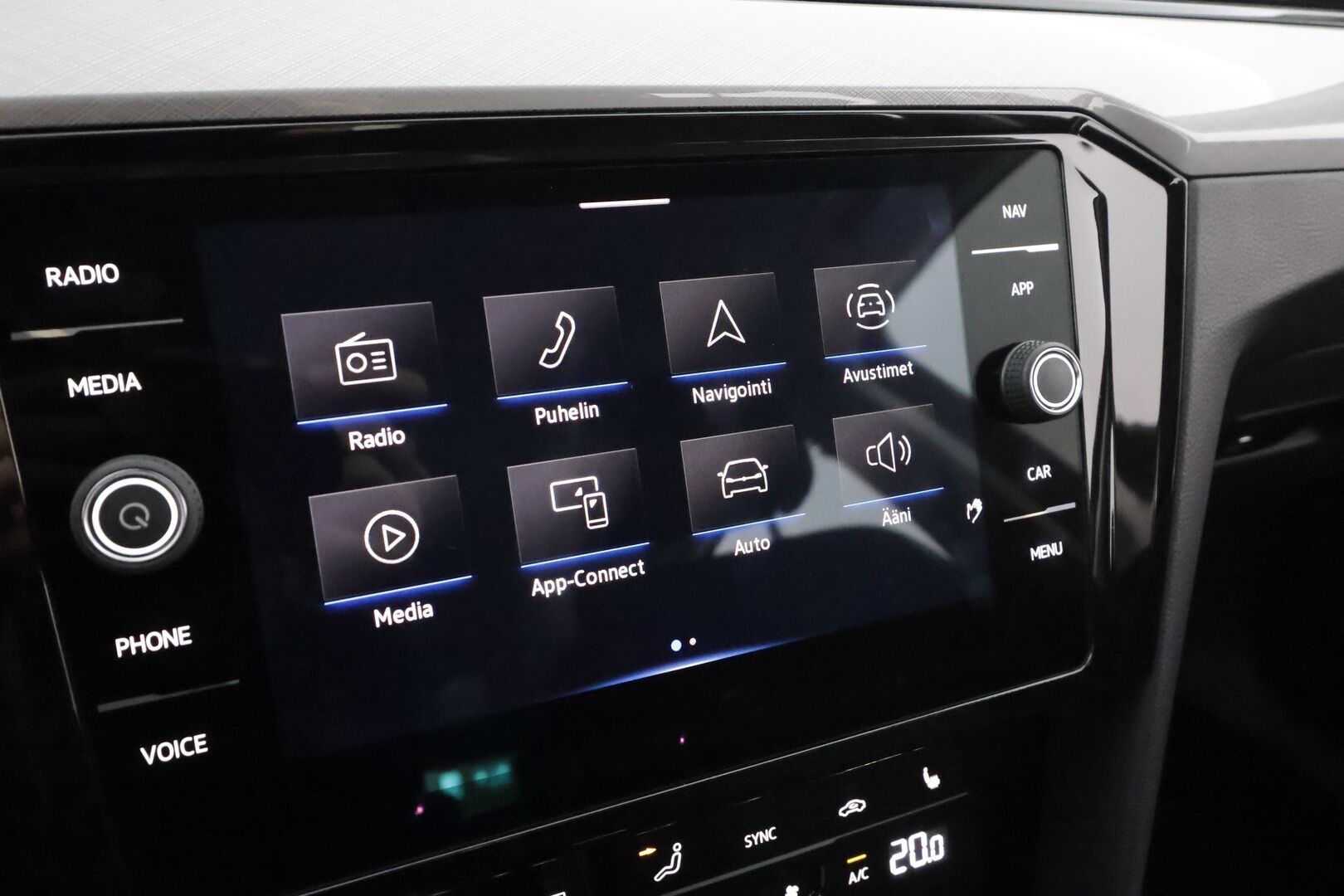 Volkswagen Passat 2022 Variant Style Business 1,5 TSI EVO 110 kW DSG * ACC / Webasto / Koukku / LED / P.kamera / Ergo comfort istuin / Keyless* - 1.Om suomi-auto / Kahdet Renkaat / Merkkihuollettu - HULLUT AVAJAISHULINAT KORKOTARJOUS 3,29 %