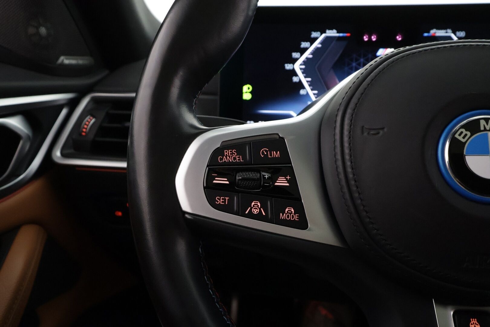 BMW I4 M50 2022 M50 Super Charged - | ACC | M-Penkit | Koukku | Laser Light | H/K | HUD | Lasikattoluukku | Lisälämmitin | Adaptiivinen M-Sport Alusta | 360-Kamera | Comfort access | Merkkihuollettu | Suomi-auto | Kahdet renkaat |