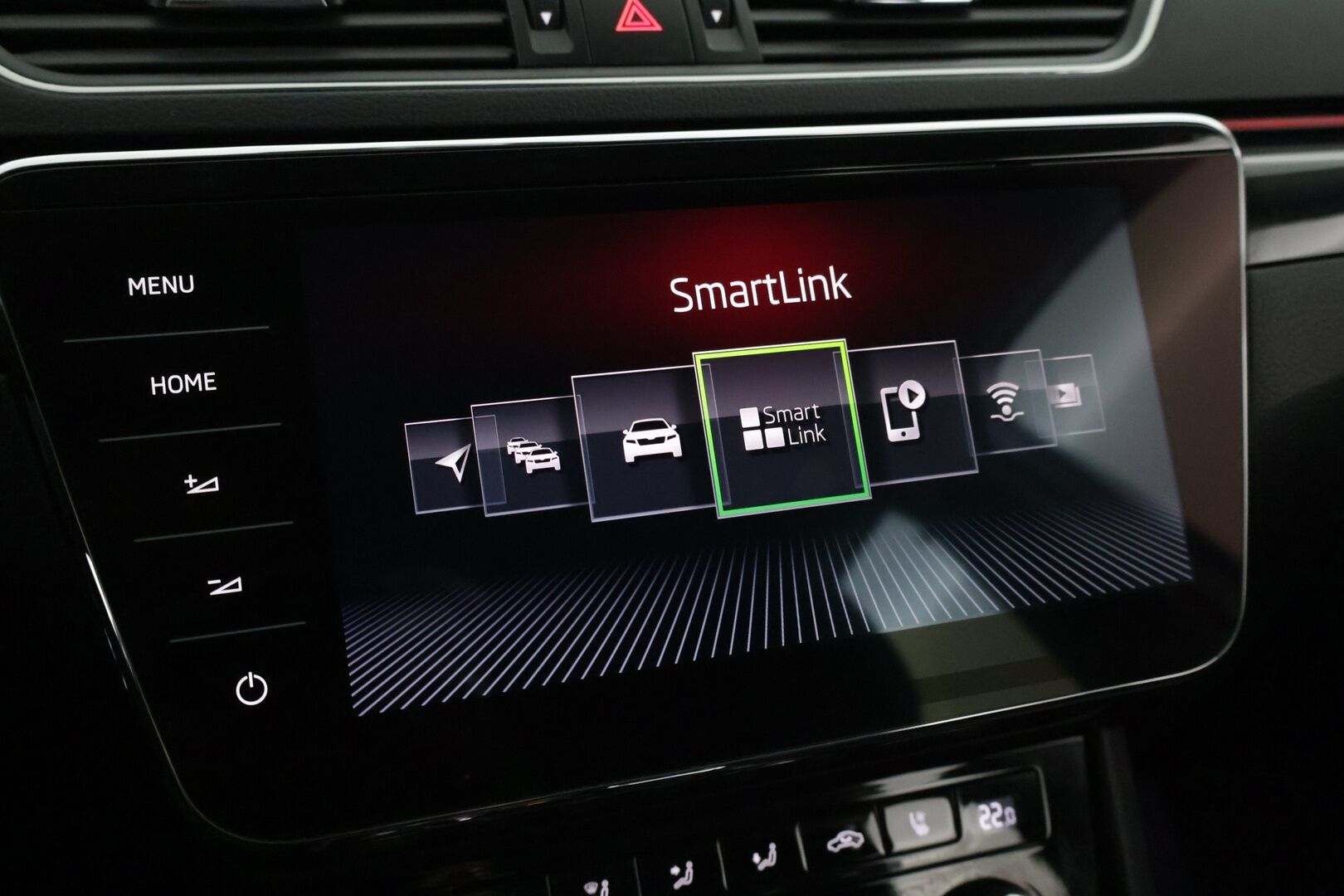 Skoda Superb 2018 Combi 2.0 TDI 4x4 L&K *ACC / Webasto / Blis / Canton / Vetokoukku / P-kamera / Ilmastoidut penkit* - Juuri katsastettu! / Muistipenkit / 2x Renkaat* - HULLUT AVAJAISHULINAT KORKOTARJOUS 3,29 %