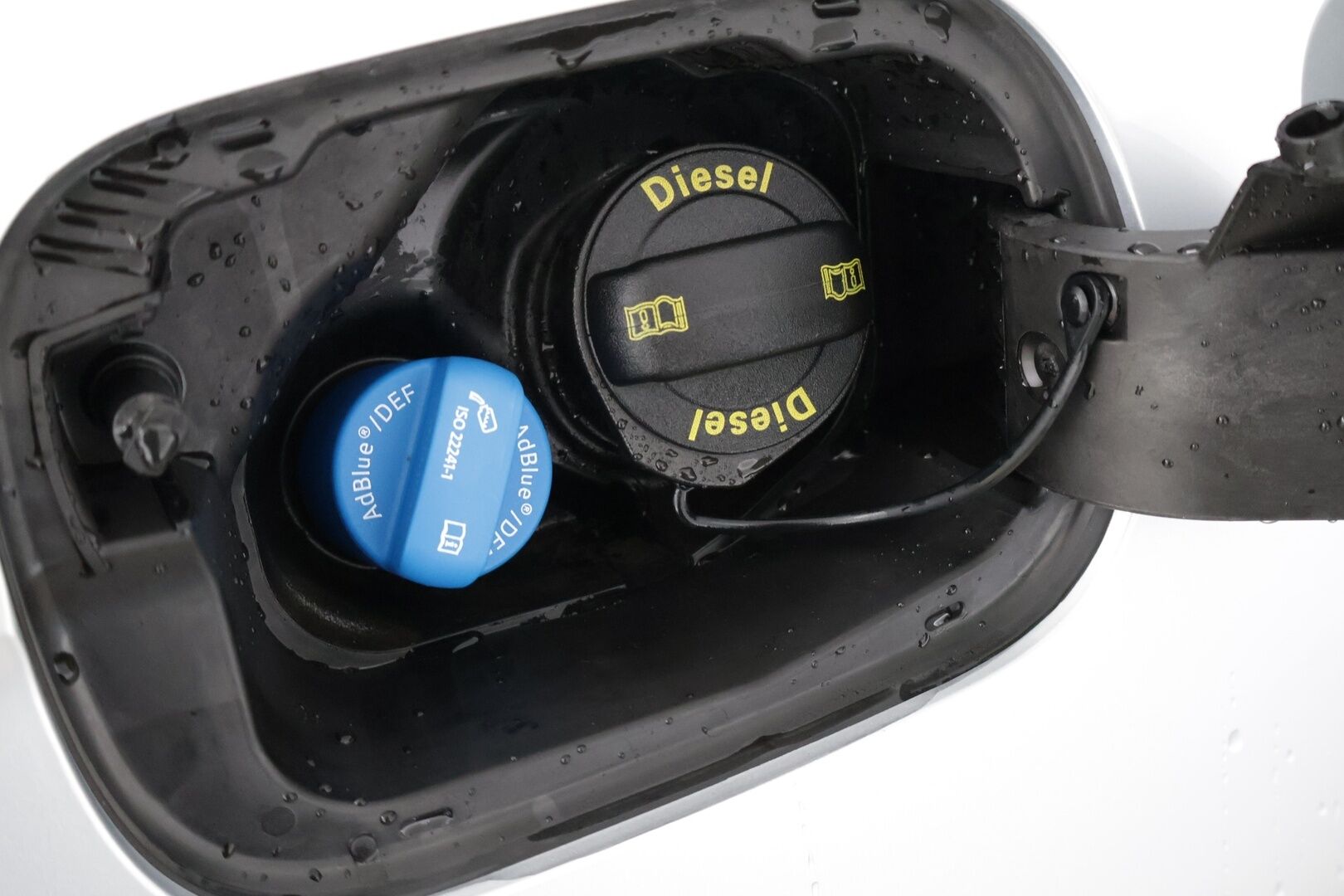 Skoda Superb 2018 Combi 2.0 TDI 4x4 L&K *ACC / Webasto / Blis / Canton / Vetokoukku / P-kamera / Ilmastoidut penkit* - Juuri katsastettu! / Muistipenkit / 2x Renkaat* - HULLUT AVAJAISHULINAT KORKOTARJOUS 3,29 %