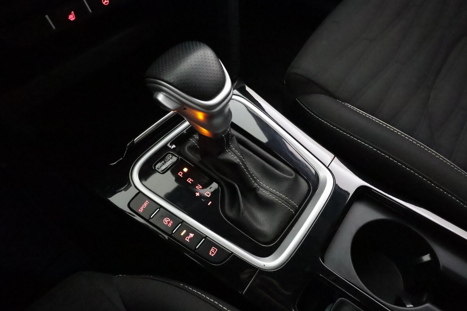 Kia ProCeed 2022 1,5 T-GDI 160hv GT-Line DCT * Peruutuskamera / Facelift / Navi / Lohko & Sisäpistoke / Puolinahkasisusta / Kaistavahti - Suomi-auto / Kahdet renkaat aluvanteilla / Merkkihuollettu!