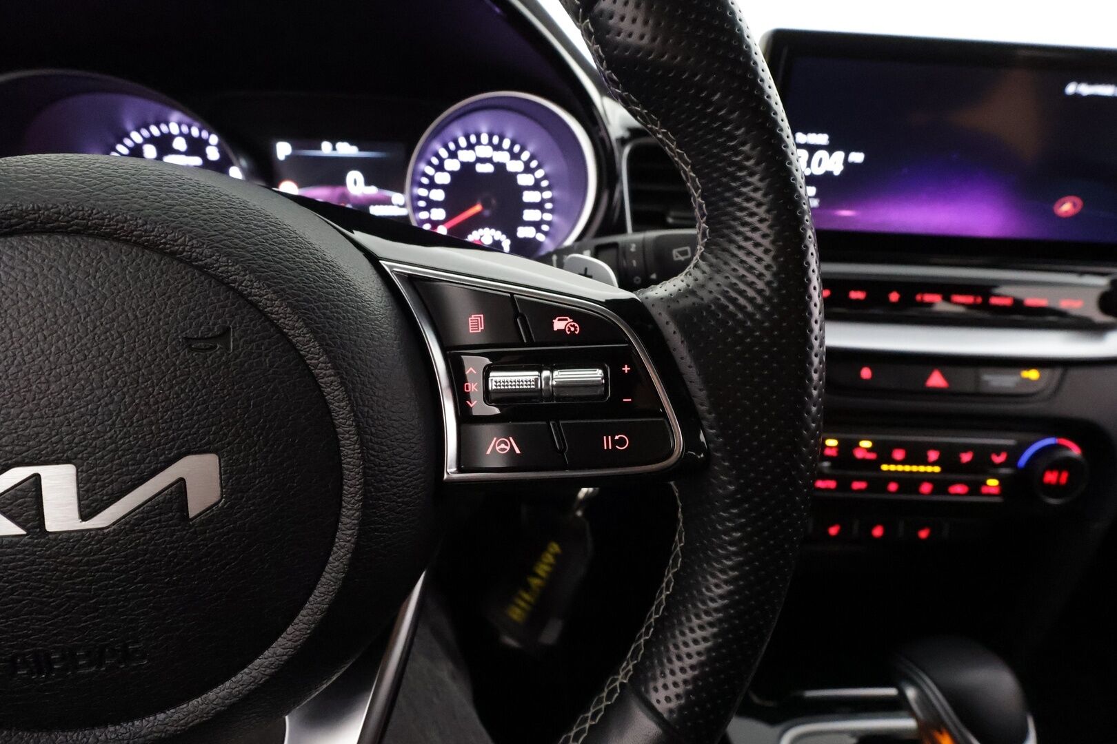 Kia ProCeed 2022 1,5 T-GDI 160hv GT-Line DCT * Peruutuskamera / Facelift / Navi / Lohko & Sisäpistoke / Puolinahkasisusta / Kaistavahti - Suomi-auto / Kahdet renkaat aluvanteilla / Merkkihuollettu!