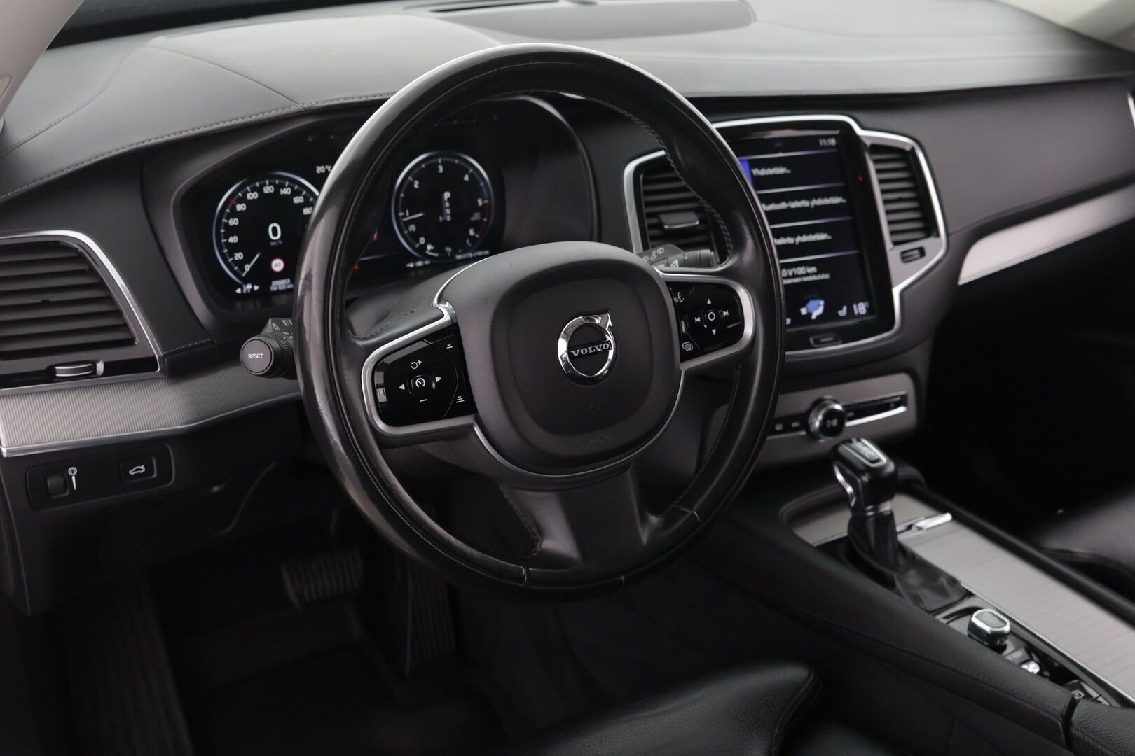 Volvo XC90 2018 D5 AWD Inscription aut - ACC | Nahat | 7-paikkainen | Varmatoiminen Diesel |