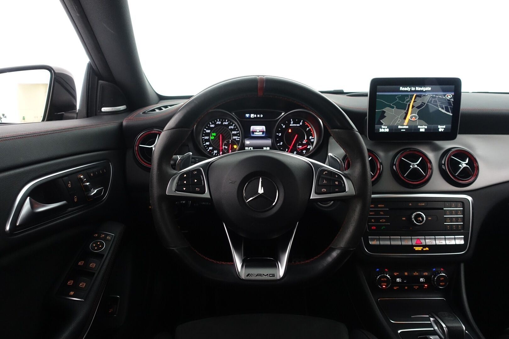 Mercedes-Benz CLA 45 AMG 2017 4Matic Shooting Brake - | Sport-putkisto | DTR+ | Harman&Kardon | Panorama | P.kamera & tutkat | Muistipenkki | Nahka-alcantara | LED High Performance | 