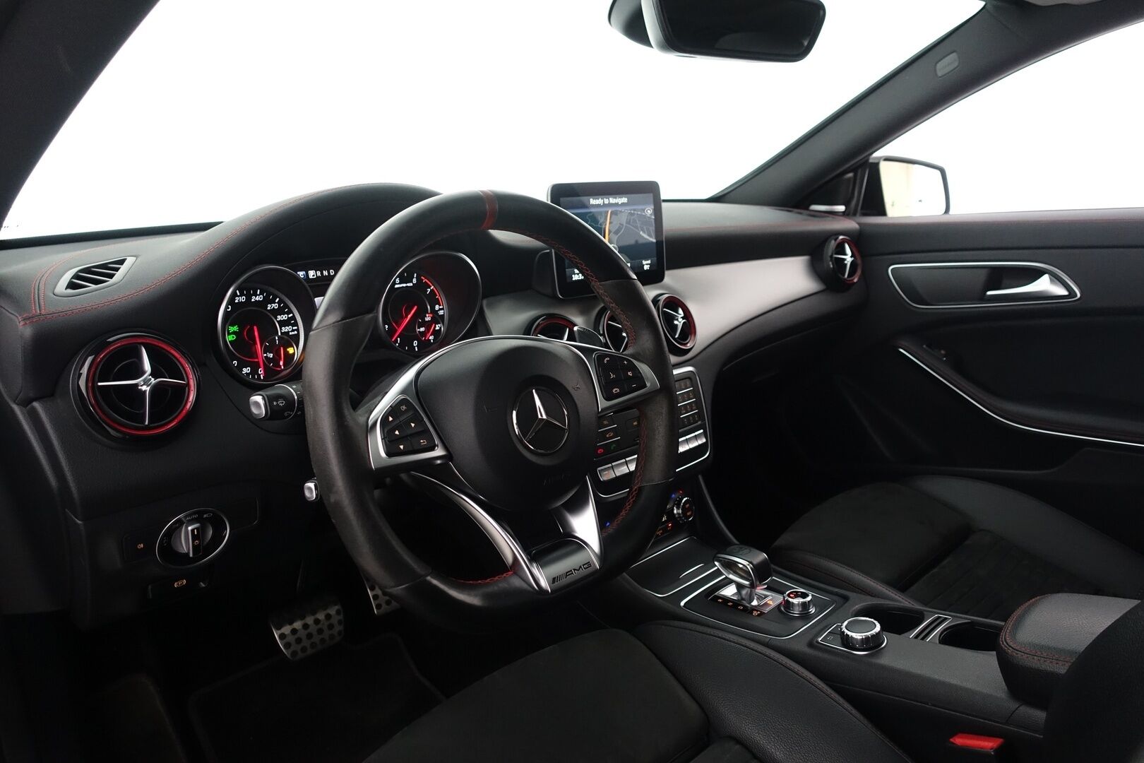 Mercedes-Benz CLA 45 AMG 2017 4Matic Shooting Brake - | Sport-putkisto | DTR+ | Harman&Kardon | Panorama | P.kamera & tutkat | Muistipenkki | Nahka-alcantara | LED High Performance | 