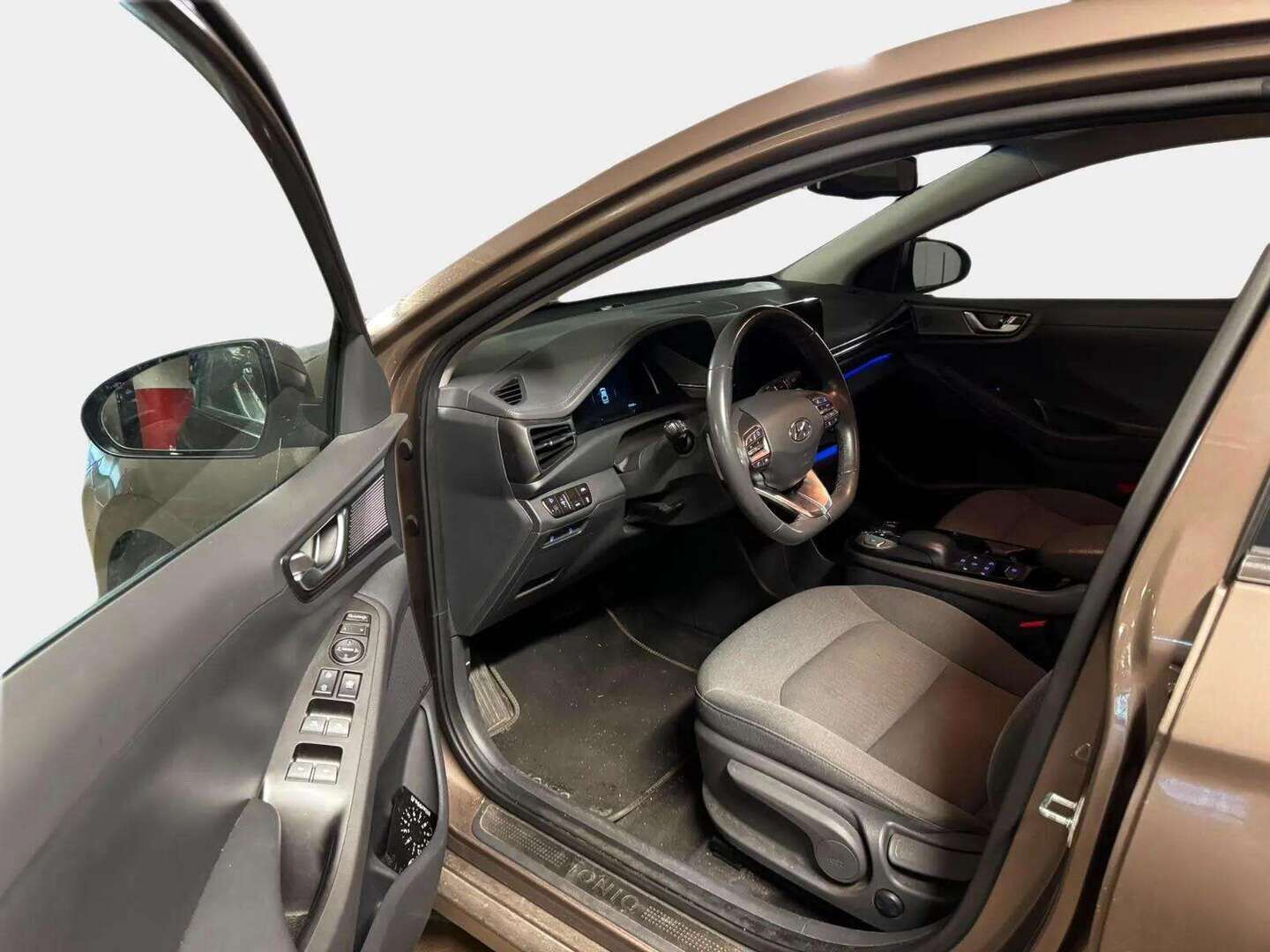 Hyundai IONIQ ELECTRIC 2020 38 kwh Style - | Adapt.vak | Infinity | Lämpöpumppu | P-kamera | Merkkihuollettu! | Tulossa myyntiin! |