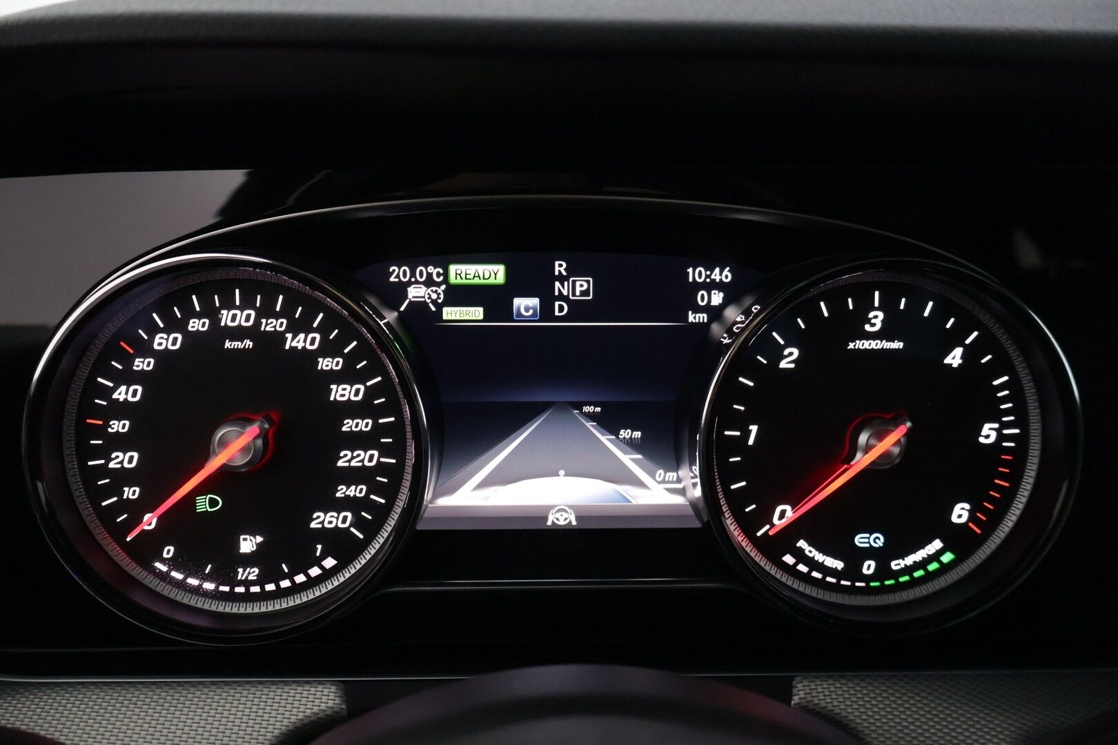 Mercedes-Benz E 2019 300 de T A Business Avantgarde EQ Power * DTR+ / 360 / Burmester / Hierovat sporttipenkit muistilla / Kessy / Ledit * - * Kovilla varusteilla, hyvin pidetty ja huollettu Johtotähti seuraavalle! Kaksilla asiallisilla renkailla ja vanteilla. Akun kuntotesti tehty! *