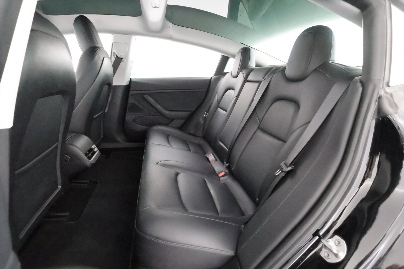 Tesla Model 3 2021 Long Range - | ACC | Refresh | Lasikatto | Premium Audio | Matrix | Sähkönahat | Muistipenkki | P.kamera | Oikeat p.tutkat | Autosteer | Keyless | 