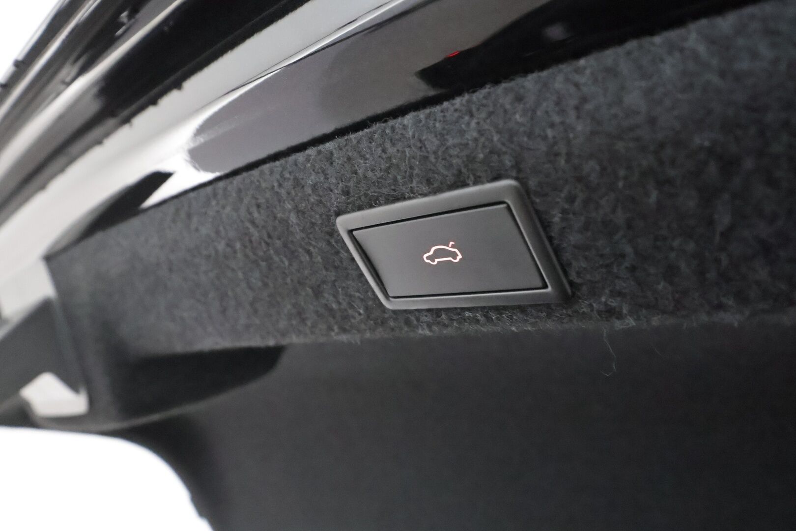 Skoda Octavia 2021 2,0 TDI 150 Style DSG Autom.**Webasto / Canton Audio / Sporttipenkit / LED / Digimittaristo / P.kamera** - 1.om Suomi-auto / kahdet renkaat aluvanteilla