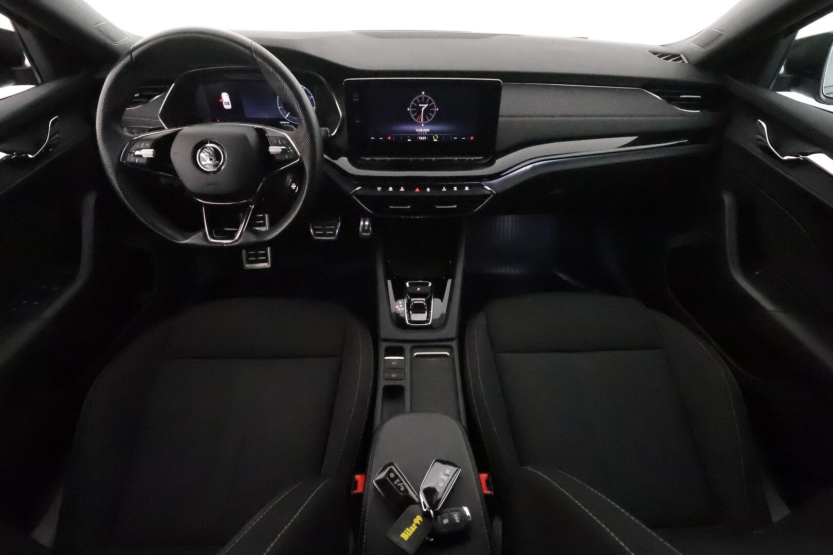 Skoda Octavia 2021 2,0 TDI 150 Style DSG Autom.**Webasto / Canton Audio / Sporttipenkit / LED / Digimittaristo / P.kamera** - 1.om Suomi-auto / kahdet renkaat aluvanteilla