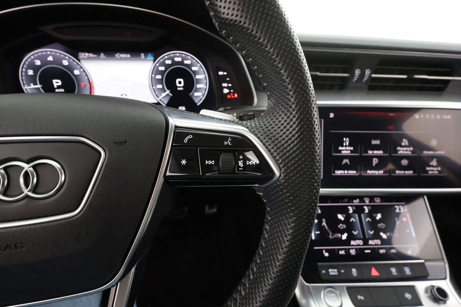 AUDI A6 2020 Sedan Business Sport 55 TFSI e quattro S-tronic S Line * ACC / HUD / P.tutkat / Matrix LED / KeylessGo / Navi * - S-Line paketti!