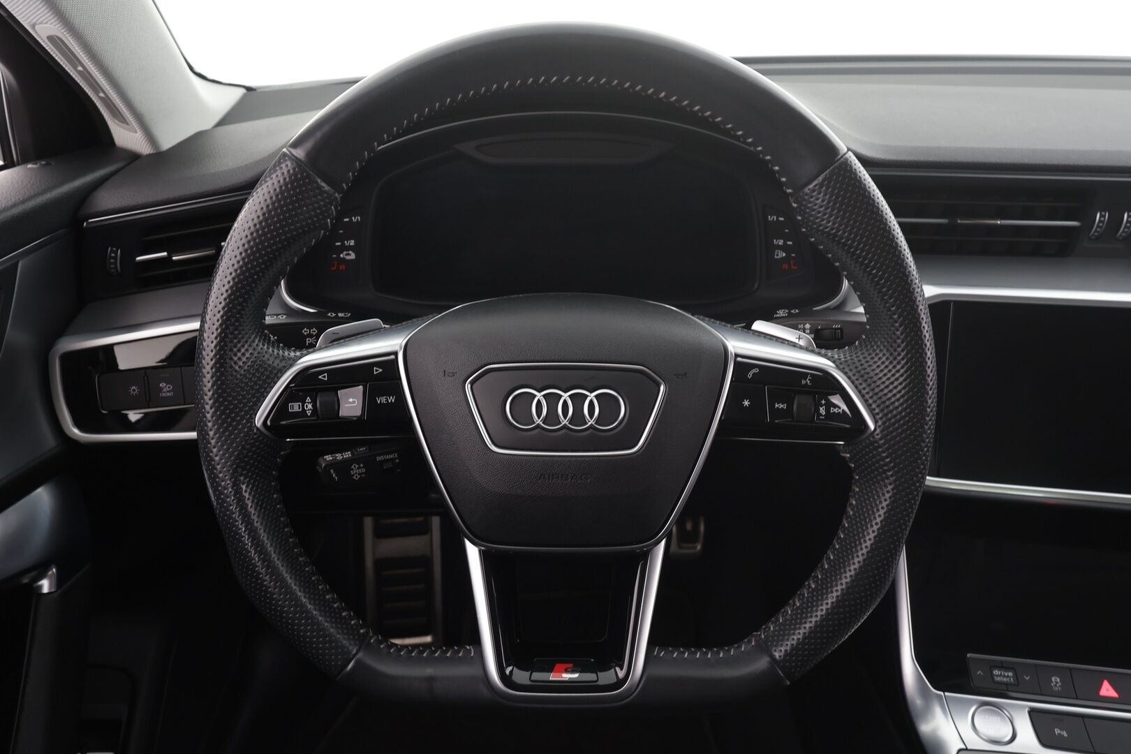AUDI A6 2020 Sedan Business Sport 55 TFSI e quattro S-tronic S Line * ACC / HUD / P.tutkat / Matrix LED / KeylessGo / Navi * - S-Line paketti!