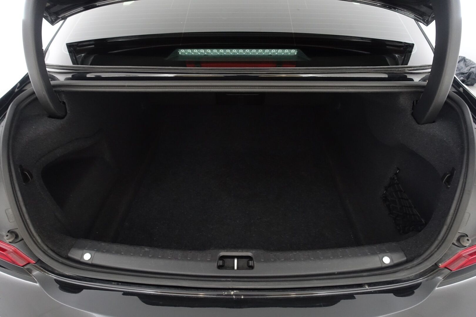 Volvo S90 2018 D4 AWD Momentum Plus aut - | Bowers&Wilkins | Pilot Assist | ACC | BLIS | Navi | Ei Ad-Blue | P-tutkat | LED-kaukovalot | Sähkösäätöiset istuimet | 2. Omistajalta | 2x Renkaat & Vanteet | 