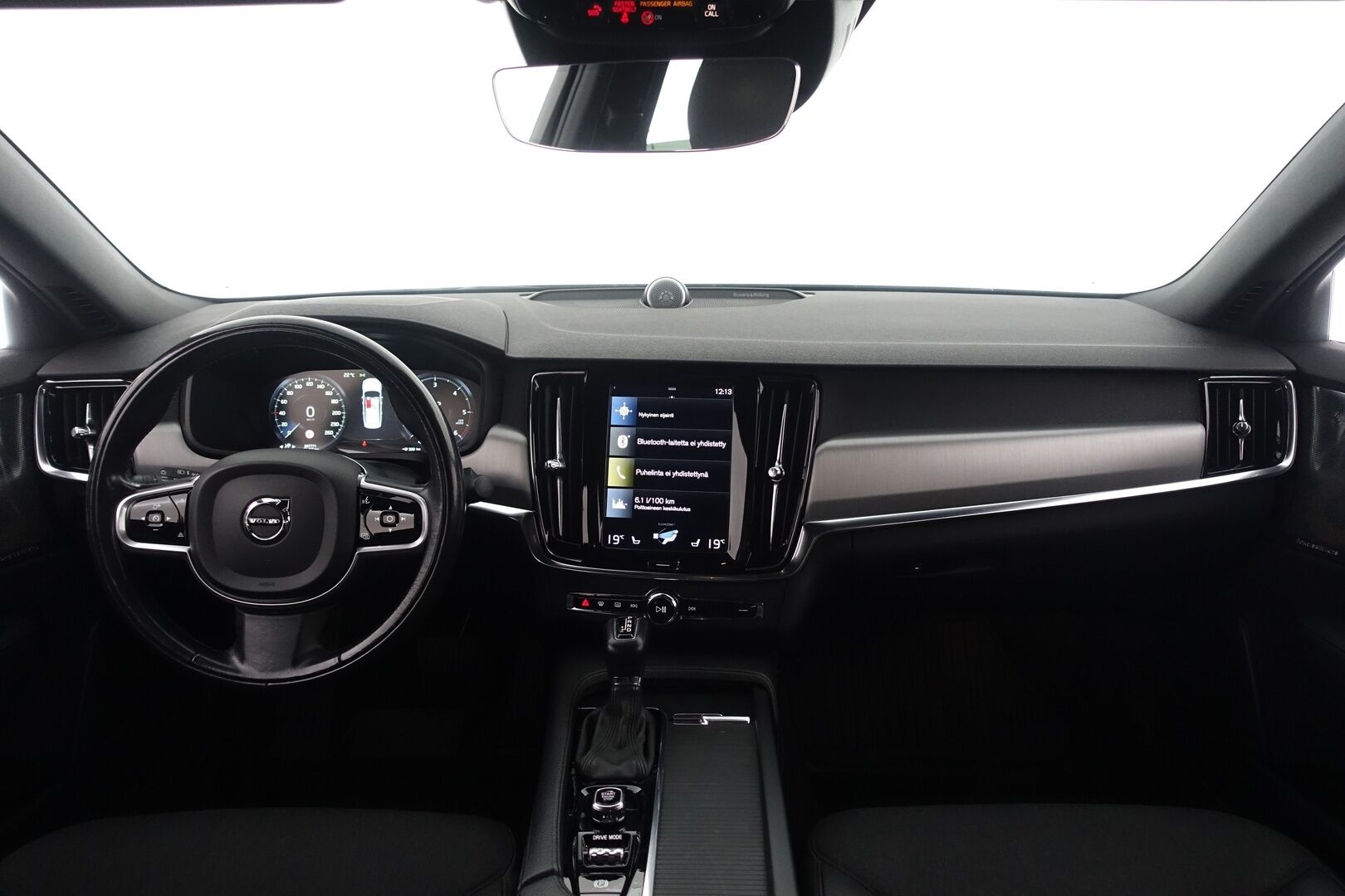 Volvo S90 2018 D4 AWD Momentum Plus aut - | Bowers&Wilkins | Pilot Assist | ACC | BLIS | Navi | Ei Ad-Blue | P-tutkat | LED-kaukovalot | Sähkösäätöiset istuimet | 2. Omistajalta | 2x Renkaat & Vanteet | 