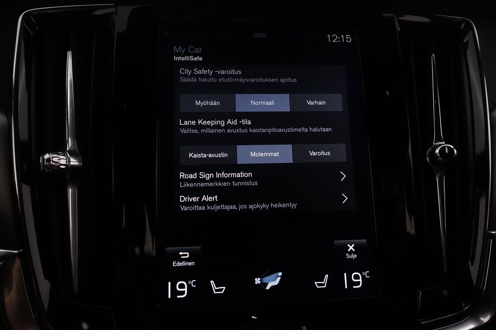 Volvo S90 2018 D4 AWD Momentum Plus aut - | Bowers&Wilkins | Pilot Assist | ACC | BLIS | Navi | Ei Ad-Blue | P-tutkat | LED-kaukovalot | Sähkösäätöiset istuimet | 2. Omistajalta | 2x Renkaat & Vanteet | 