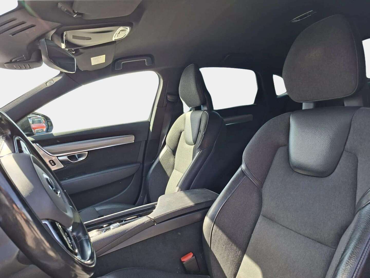 Volvo S90 2017 D4 AWD Momentum Plus aut - Pilot Assist | ACC | BLIS | Navi | P-tutkat | B&W-äänentoisto | LED-kaukovalot | Sähkösäätöiset istuimet | 2. omistajalta | 2x renkaat alumiinivantein | Juuri huollettu! |