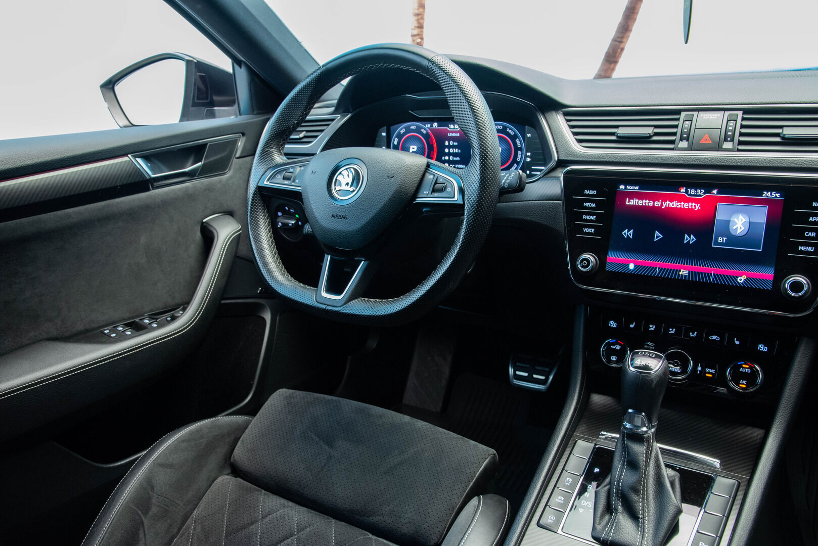Skoda Superb 2020 2,0 TDI 140kw Sportline 4x4 DSG Autom. Adapt.Vakkari / Digimittaristo / Peruutuskamera / KeylessGo - Tehokas Neliveto Vetokoukulla!