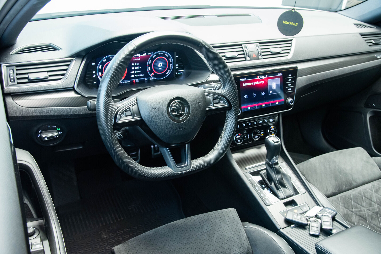 Skoda Superb 2020 2,0 TDI 140kw Sportline 4x4 DSG Autom. Adapt.Vakkari / Digimittaristo / Peruutuskamera / KeylessGo - Tehokas Neliveto Vetokoukulla!