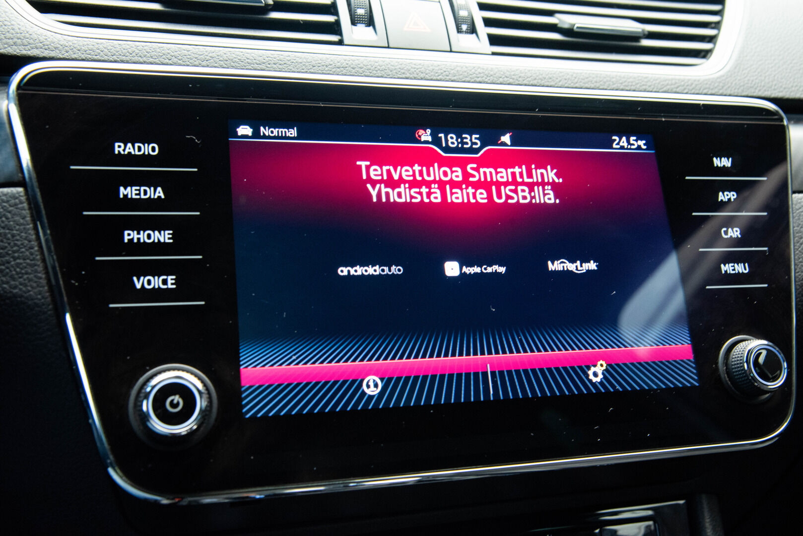 Skoda Superb 2020 2,0 TDI 140kw Sportline 4x4 DSG Autom. Adapt.Vakkari / Digimittaristo / Peruutuskamera / KeylessGo - Tehokas Neliveto Vetokoukulla!