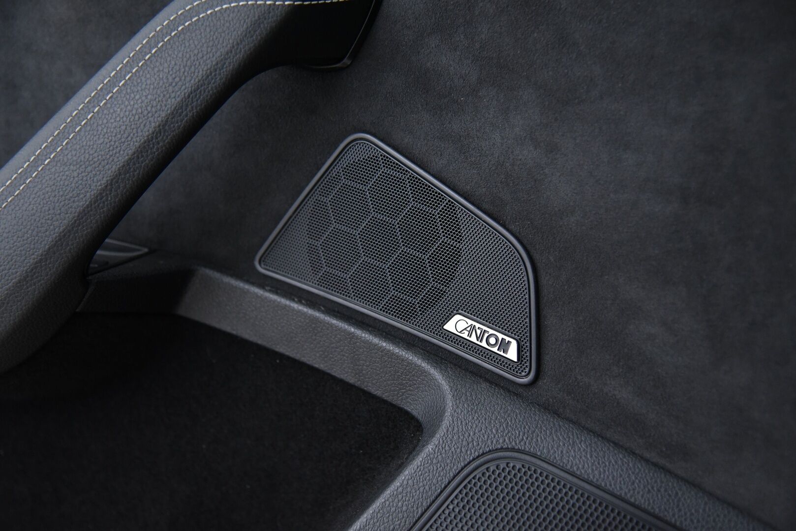 Skoda Superb 2020 2,0 TDI 140kw Sportline 4x4 DSG Autom. Adapt.Vakkari / Digimittaristo / Peruutuskamera / KeylessGo - Tehokas Neliveto Vetokoukulla! / Kahdet Skodan aluvanteet 
