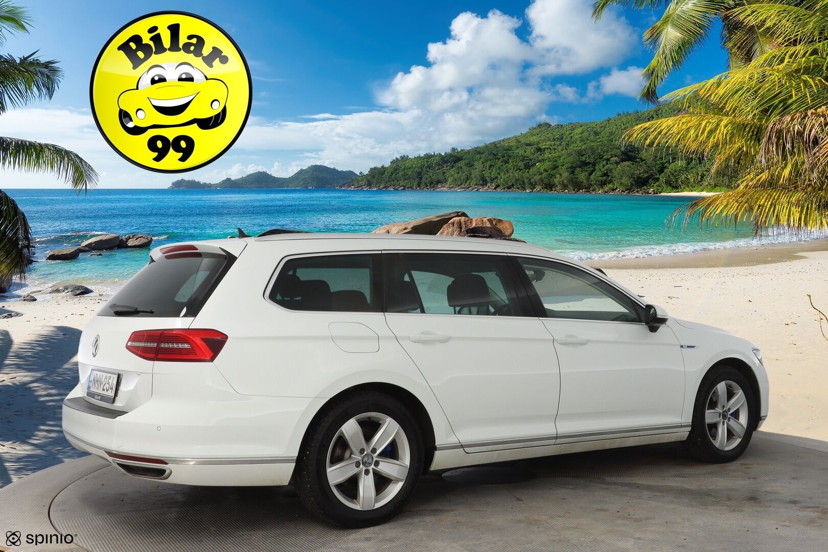 Volkswagen Passat 2018 Variant GTE  Plug-In Hybrid 160 kW DSG * ACC / Webasto / Vetokoukku / Nahka-alcantara / Peruutuskamera * - Akku kuntotarkastettu / 2x vanteet / Juuri katsastettu