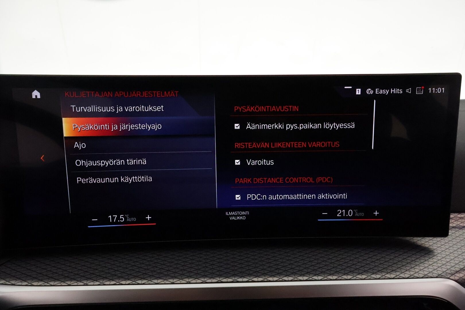 BMW i4 2022 eDrive40 Fully Charged **ACC / Laser-LED / HiFi / Koukku / 360° / Sportpenkki Muistilla / Widescreen / HUD / Navi** - Akku kuntotarkastettu / Suomi-auto / 2x Latauskaapelit / Kahdet Renkaat / Merkkihuollettu! / **HUIPPU KAMOILLA**