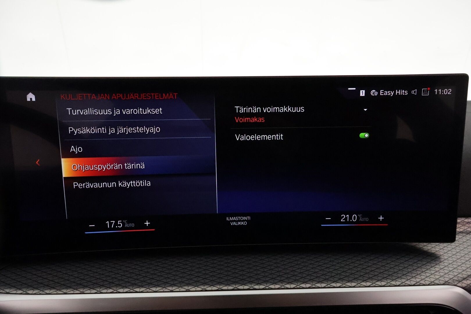BMW i4 2022 eDrive40 Fully Charged **ACC / Laser-LED / HiFi / Koukku / 360° / Sportpenkki Muistilla / Widescreen / HUD / Navi** - Akku kuntotarkastettu / Suomi-auto / 2x Latauskaapelit / Kahdet Renkaat / Merkkihuollettu! / **HUIPPU KAMOILLA**