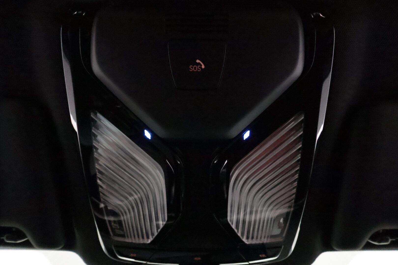 BMW i4 2022 eDrive40 Fully Charged **ACC / Laser-LED / HiFi / Koukku / 360° / Sportpenkki Muistilla / Widescreen / HUD / Navi** - Akku kuntotarkastettu / Suomi-auto / 2x Latauskaapelit / Kahdet Renkaat / Merkkihuollettu! / **HUIPPU KAMOILLA**