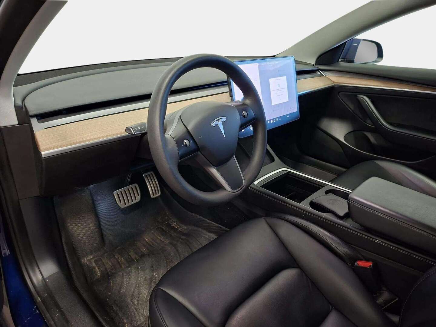 Tesla Model 3 2021 Model 3 Sedan (AA) 4ov - | Autosteer | Panorama  | BLISS | ACC | ILP | P.kamera ja tutkat | Sähkönahat || 2x renkaat aluvanteilla
