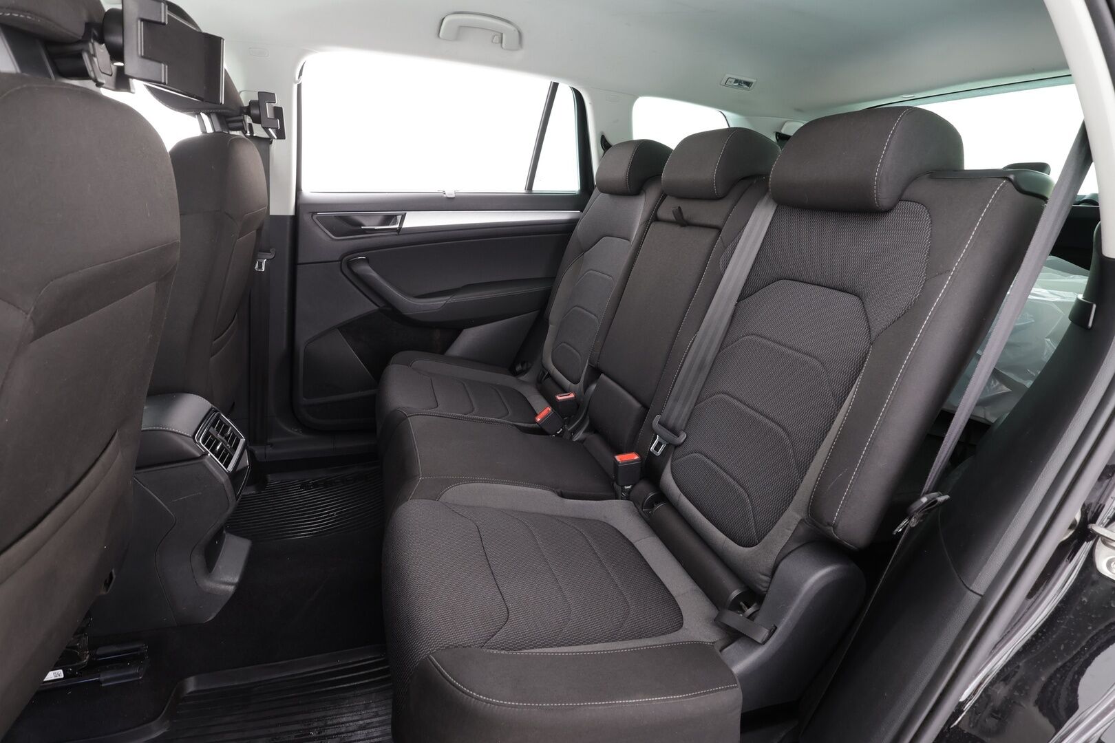 Skoda Kodiaq 2022 2.0 TDI 150 Ambition DSG 7-P * Webasto / ACC / LED / P.Kamera / Smartlink / Keyless * - 1-om Suomi-auto / Kahdet renkaat aluvanteilla / Merkkihuollot - HULLUT AVAJAISHULINAT KORKOTARJOUS 3,29 %