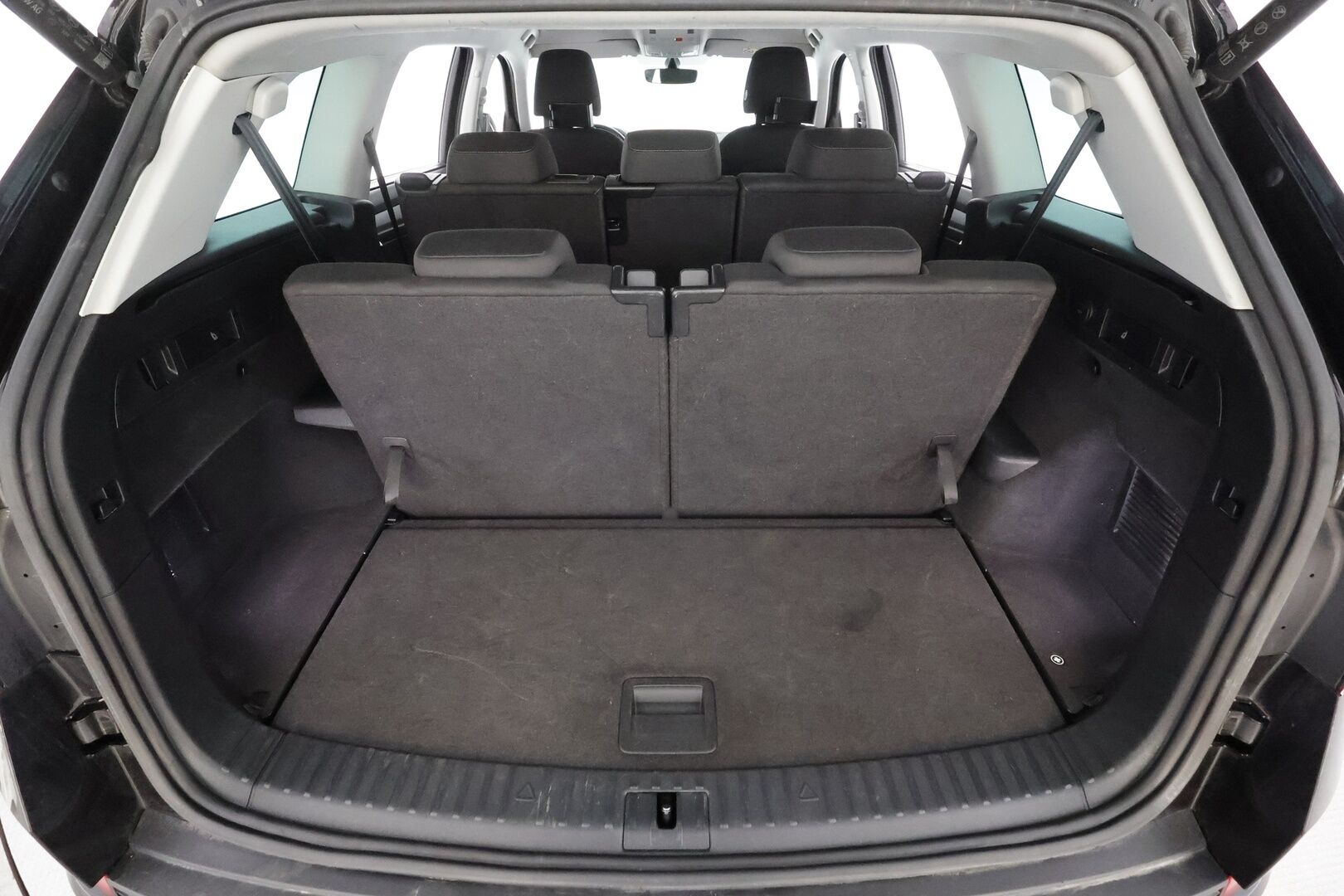 Skoda Kodiaq 2022 2.0 TDI 150 Ambition DSG 7-P * Webasto / ACC / LED / P.Kamera / Smartlink / Keyless * - 1-om Suomi-auto / Kahdet renkaat aluvanteilla / Merkkihuollot - HULLUT AVAJAISHULINAT KORKOTARJOUS 3,29 %