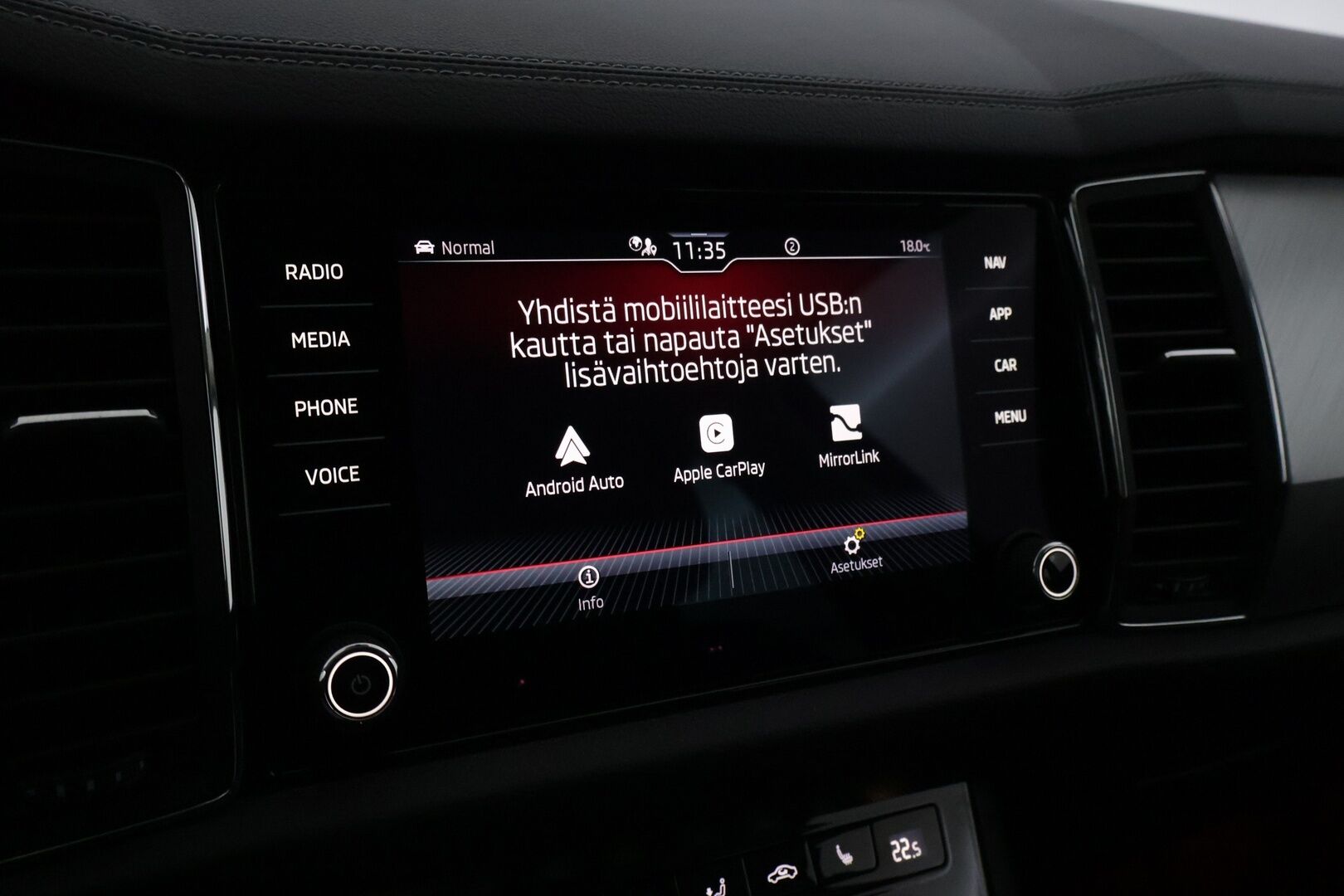 Skoda Kodiaq 2022 2.0 TDI 150 Ambition DSG 7-P - | Webasto | 1om. Suomi-Auto |  ACC | Digimittaristo | P.Kamera | LED | Smartlink | Keyless | - KORKO VAIN 3,99 %