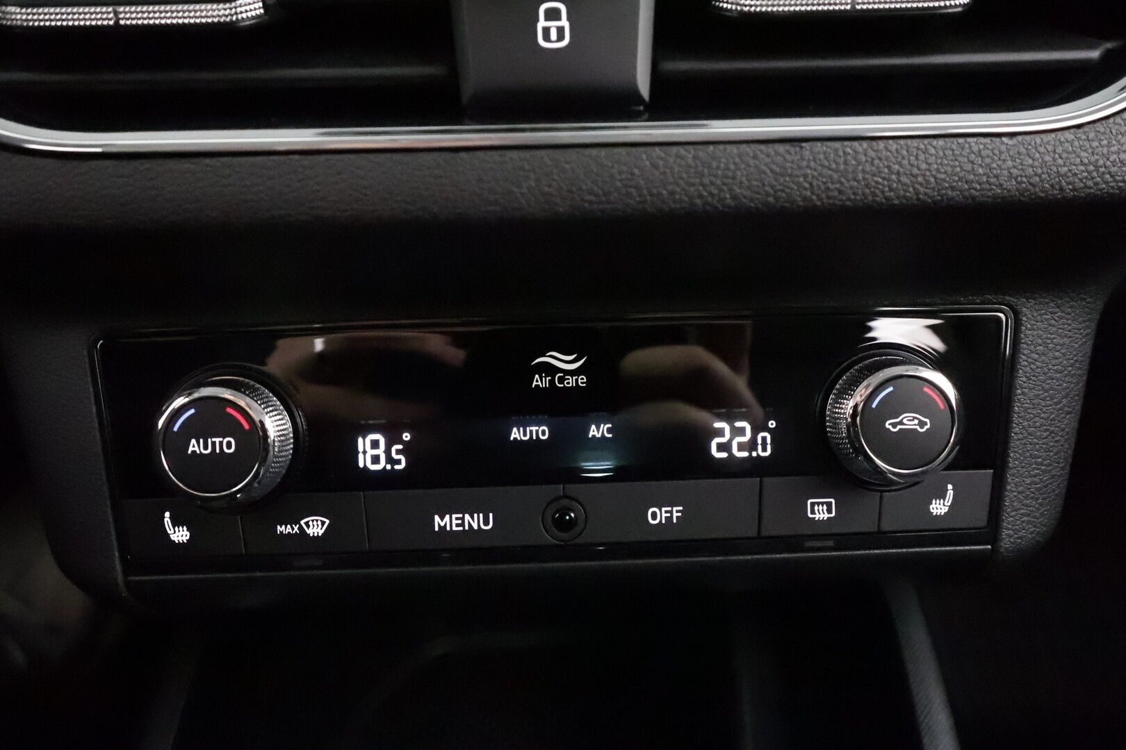 Skoda Kamiq 2022 1.5 TSI Style DSG * Koukku / ACC / LED / P.kamera / Kaistavahti / Digimittaristo / Keyless * - 1-om Suomi-auto / Kahdet renkaat / Merkkihuollettu!