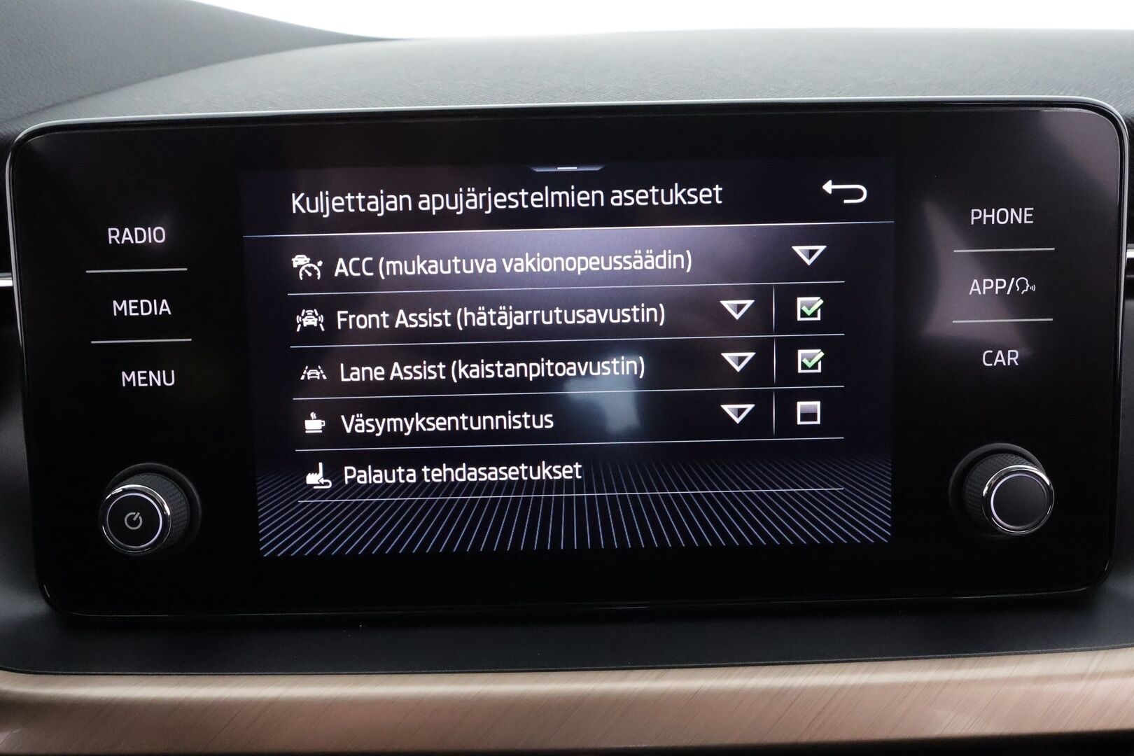 Skoda Kamiq 2022 1.5 TSI Style DSG * Koukku / ACC / LED / P.kamera / Kaistavahti / Digimittaristo / Keyless * - 1-om Suomi-auto / Kahdet renkaat / Merkkihuollettu! - HULLU BLACKWEEK KORKOTARJOUS 2,49%