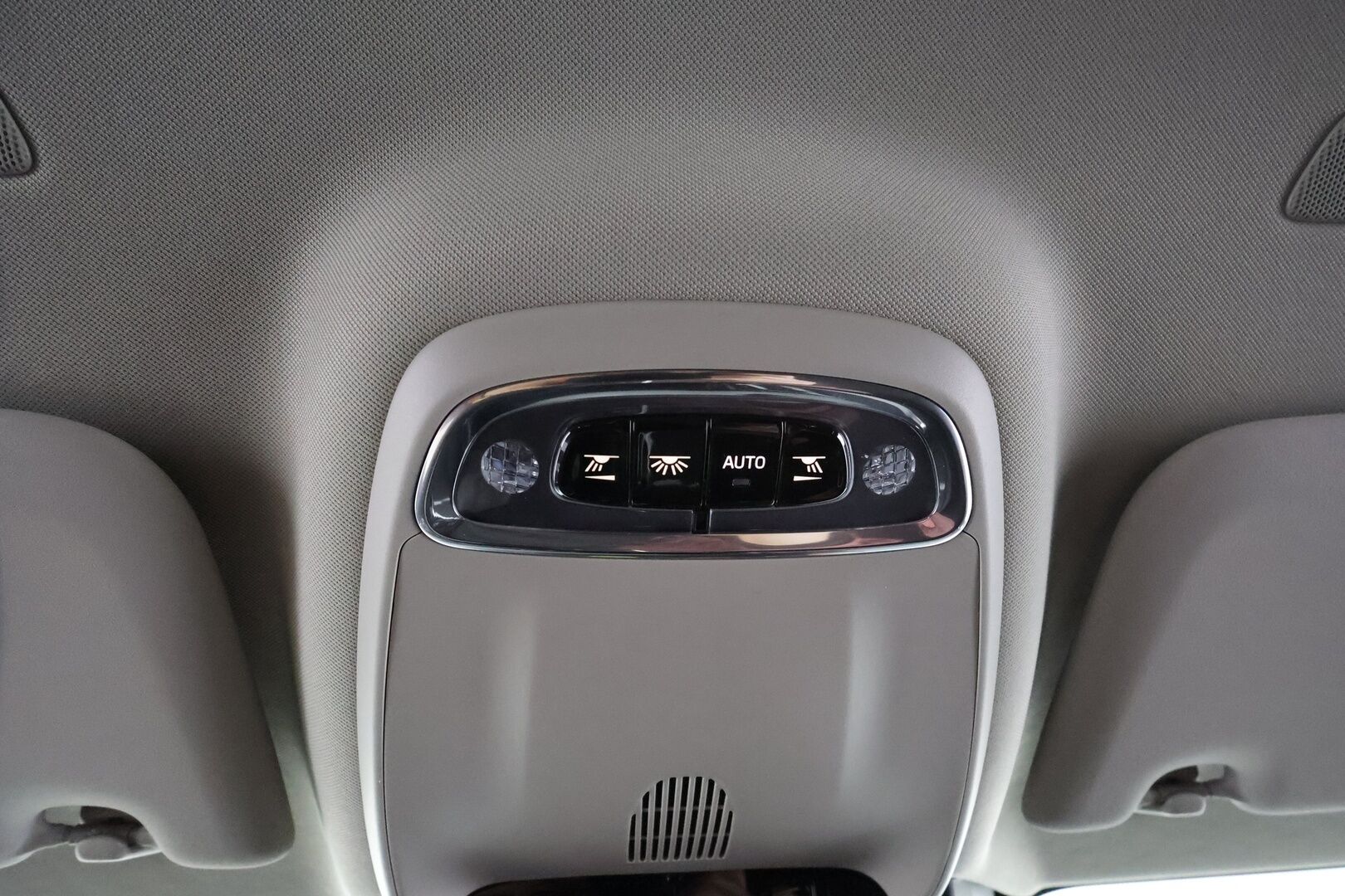 Volvo V60 Cross Country 2022 B5 AWD MHEV Business Edition aut * Adapt.vakkari / Webasto / Full LED / P.kamera / Apple&Android / Koukku *