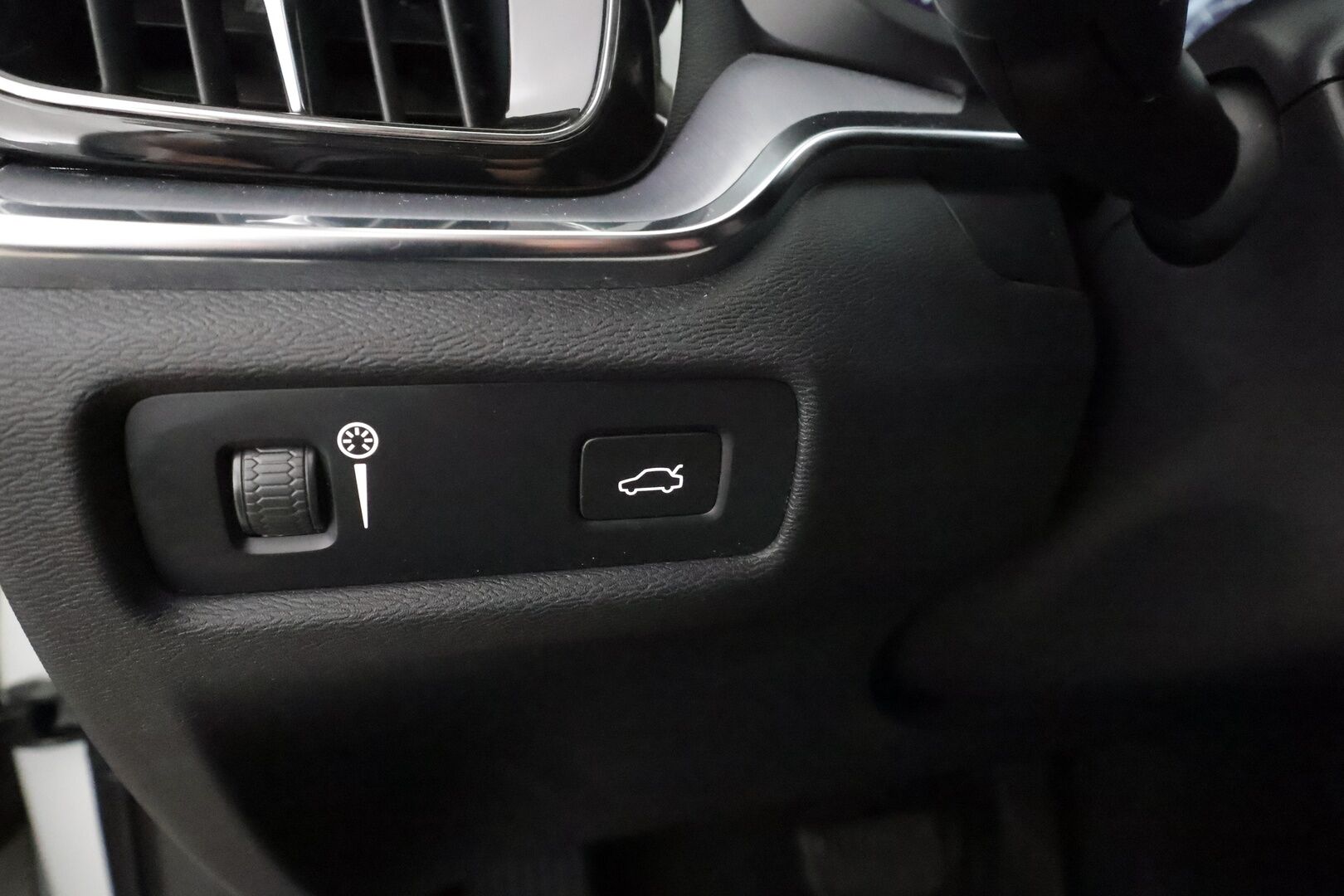 Volvo V60 Cross Country 2022 B5 AWD MHEV Business Edition aut * Adapt.vakkari / Webasto / Full LED / P.kamera / Apple&Android / Koukku *