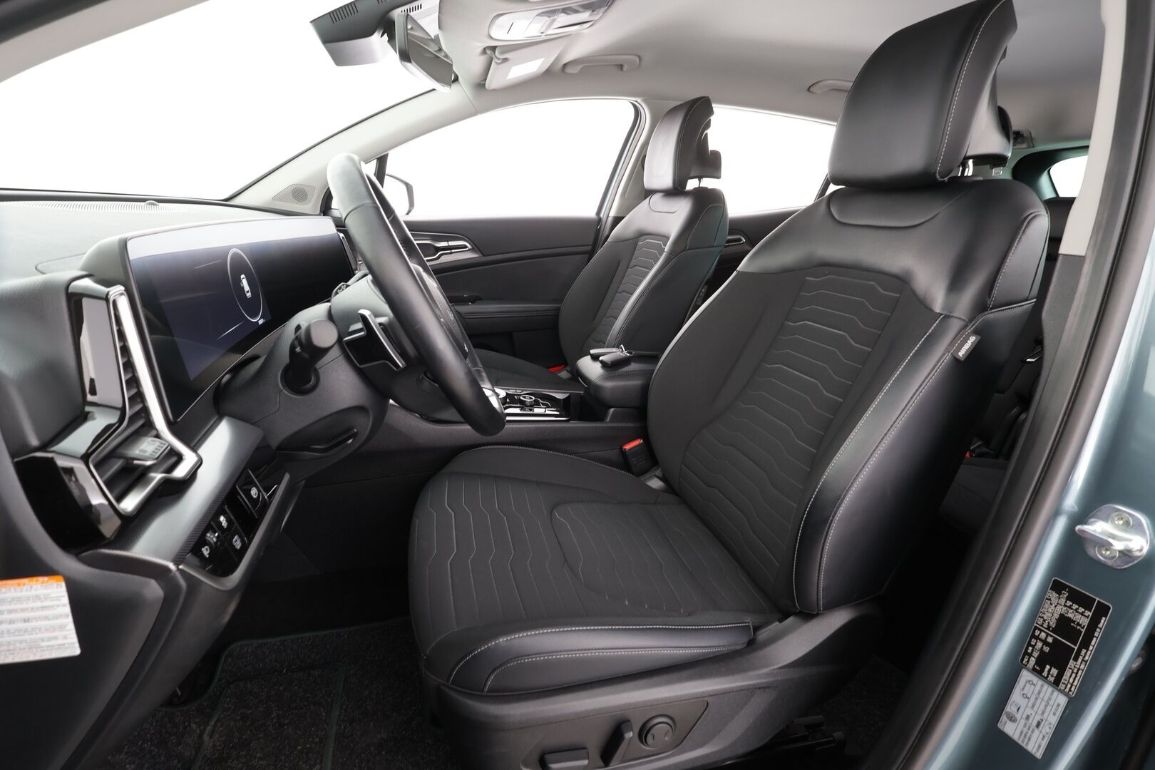 Kia Sportage 2022 1,6 T-GDI FWD Mild-Hybrid Business Premium DCT 150hv * ACC / P.kamera / LED / Navi / Lohkolämmitin / Sähköpenkit * - 1.Om Suomi-auto / Kahdet renkaat aluvanteilla / Merkkihuollettu - Osta nyt, maksa vasta ensi vuonna