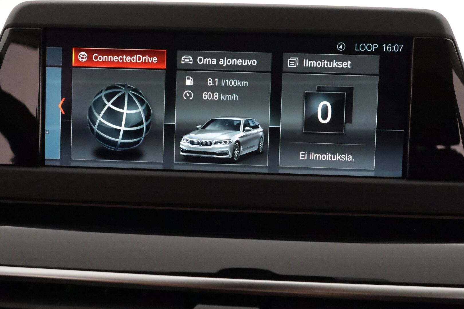 BMW 520 2018 G31 Touring 520i A Sportline **Vakkari / P.tutkat / Sporttipenkit / Hifit / LED / Navi / Digimittaristo** - Kahdet renkaat aluvanteilla 
