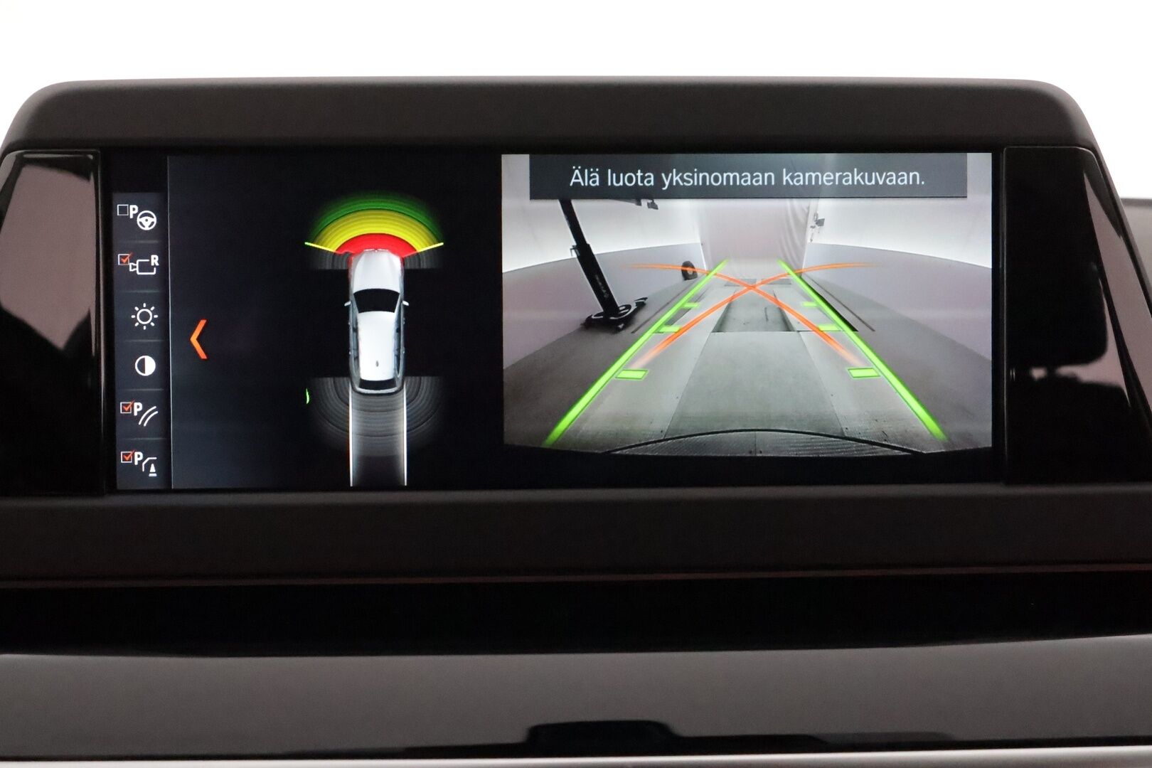 BMW 520 2018 G31 Touring 520i A Business Comfort SportLine - Digimittari / HiFi / Navi / LED / Peruutustutkat / Puolinahkasisusta / Sporttipenkit / Sähköluukku / Juuri tullut Tampereelle!