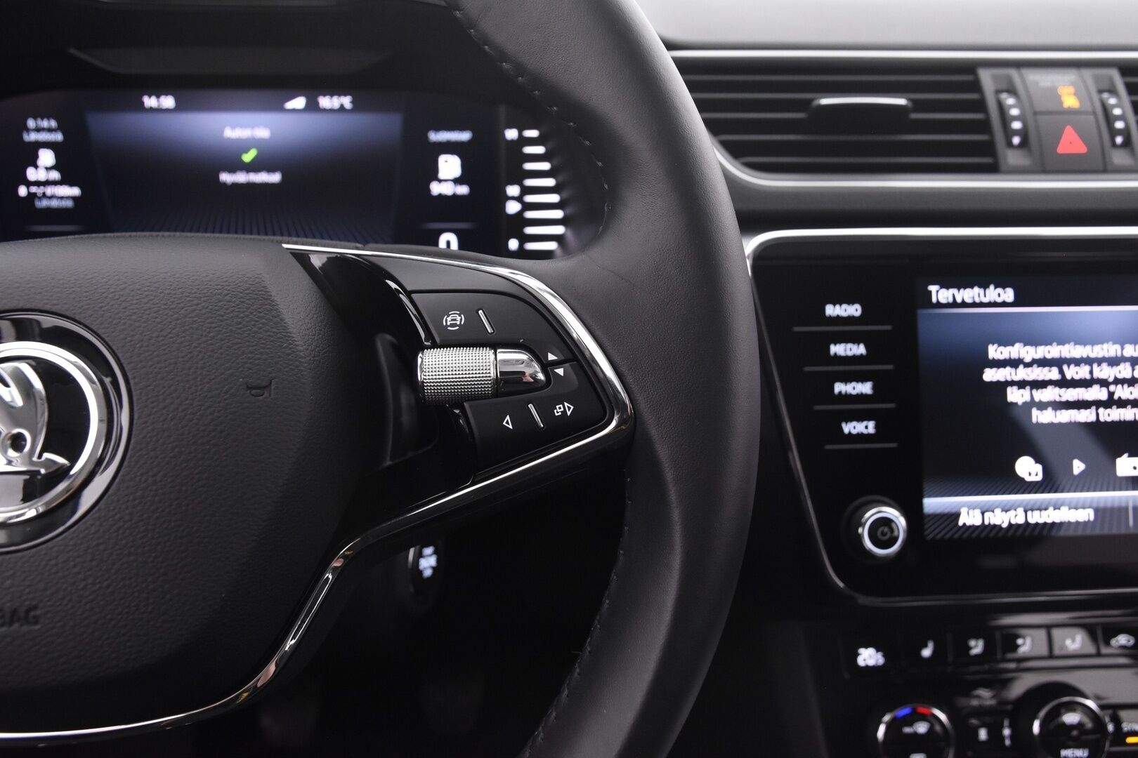 Skoda Superb 2022 1.5 TSI ACT Ambition * Webasto / Vakkari / Tutkat / Keyless * - Suomi-auto / Seuraava huolto 2026 