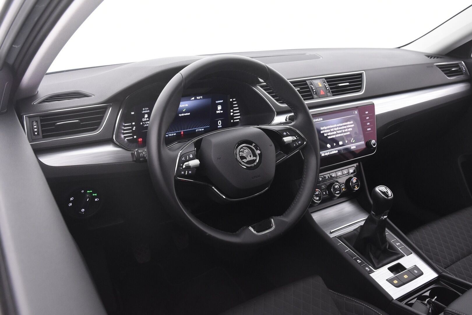 Skoda Superb 2022 1.5 TSI ACT Ambition * Webasto / Vakkari / Tutkat / Keyless * - Suomi-auto / Seuraava huolto 2026 