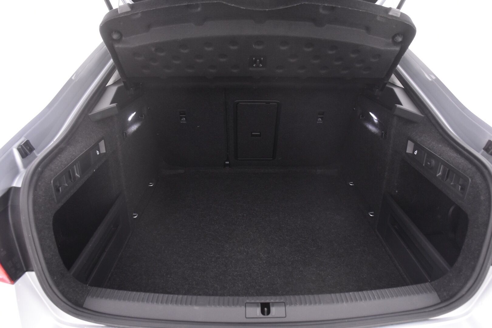 Skoda Superb 2022 1.5 TSI ACT Ambition * Webasto / Vakkari / Tutkat / Keyless * - Suomi-auto / Seuraava huolto 2026 